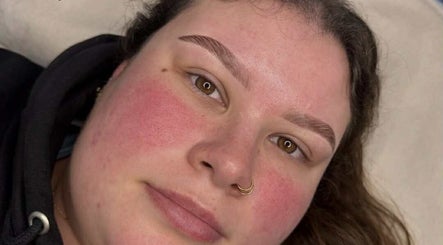Perfectly sculpted eyebrows at Sculpted by Paris, Melbourne, Victoria, AU, showcasing expert brow artistry.