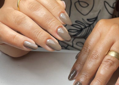 Unhas elegantes em tom neutro por Marcela Paiva Unhas, Póvoa De Varzim, Porto, PT.