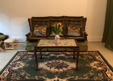 Cozy relaxation area with plush seating at Eden Thai Massage & Spa - Mount Eden, Auckland, Auckland, NZ.