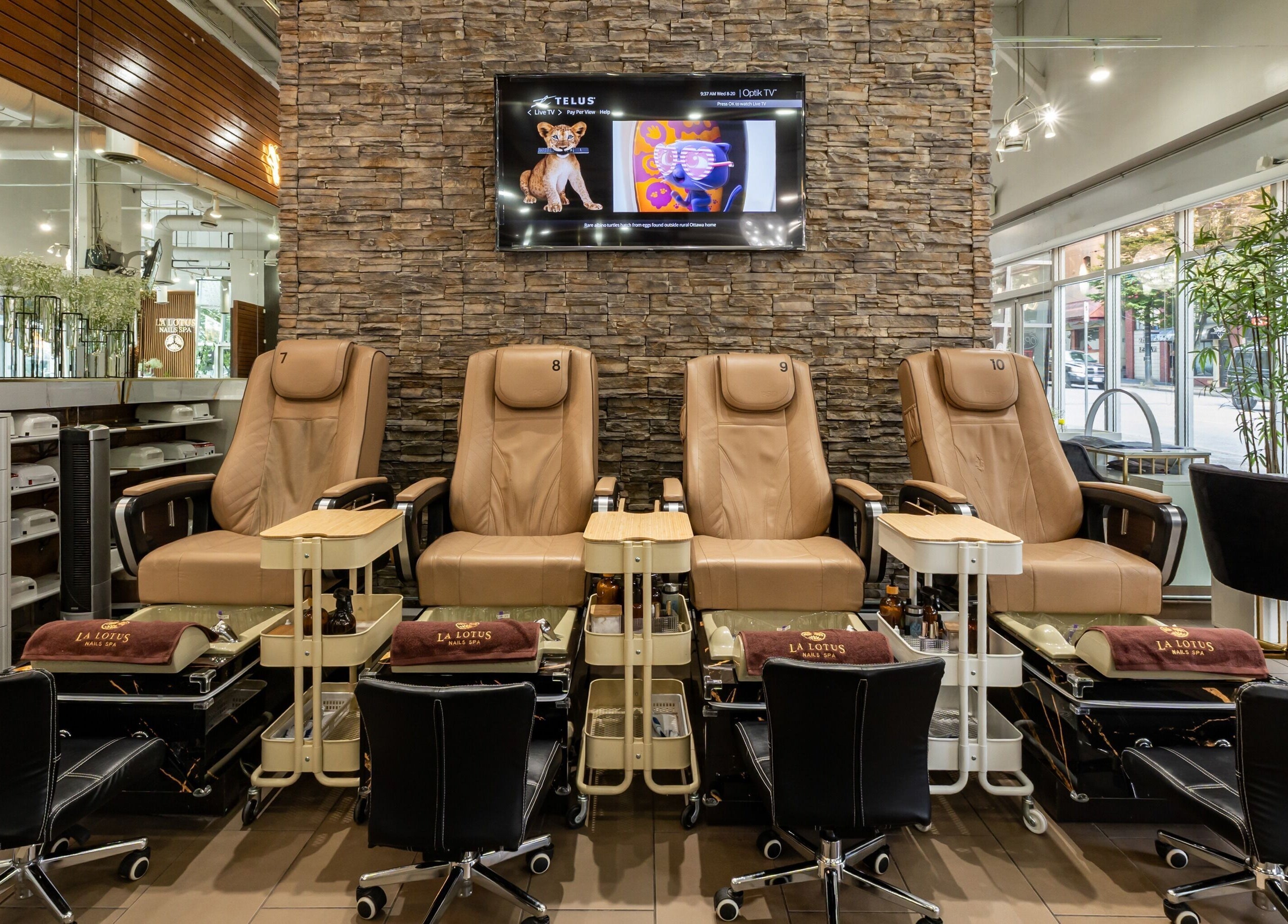 Elegant pedicure chairs at La Lotus Nails Spa in Vancouver, British Columbia, CA offering premium comfort.