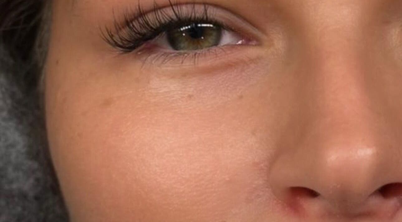 Close-up of lush eyelashes from Blinx in London, England, GB. Perfect for enhancing natural beauty.
