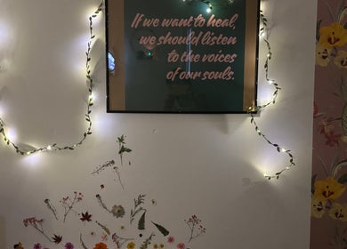 Inspirational quote on a lit wall at A.M.B.E.R Aromatherapy and Massage, Dalkeith, Scotland, GB.