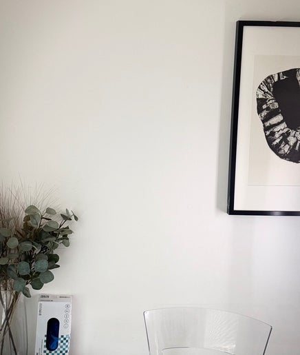 Modern decor and a ring light at Refine, Oakdale, Wales, GB, creating a serene and creative ambiance.