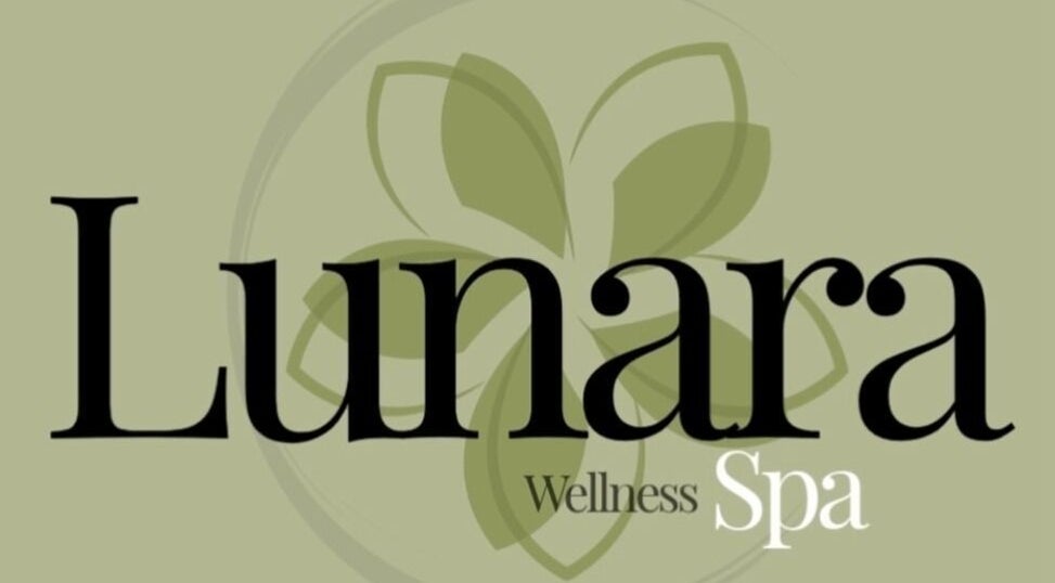 Logotipo de Lunara Spa en Willemstad, CW en fondo verde, destacando diseño moderno.