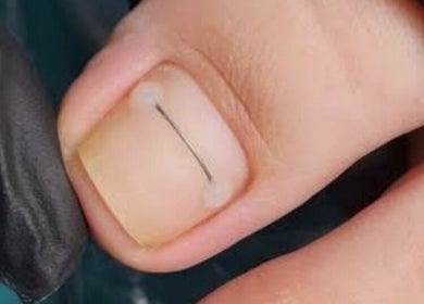 Minimalist nail art with black line by H&B Nail Lab, Melbourne, Victoria, AU.