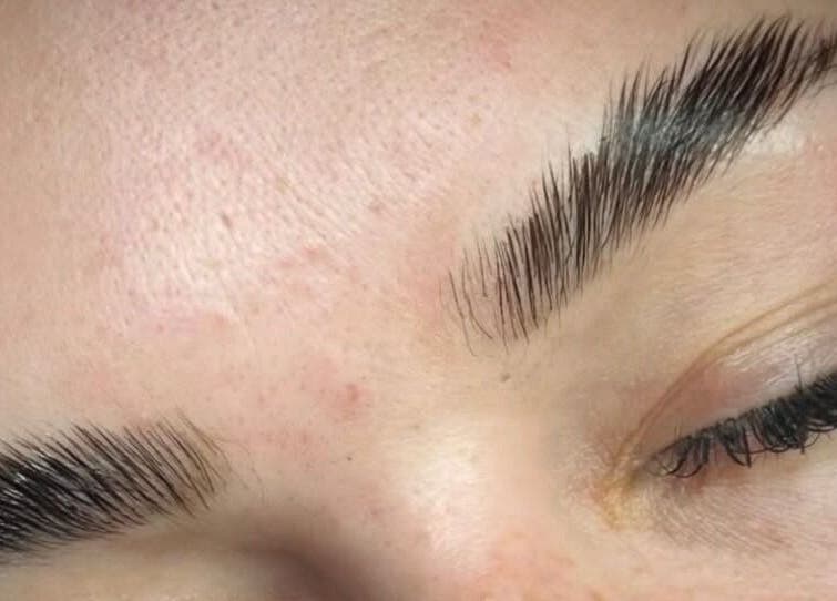 Perfectly groomed eyebrows at Lilly Pottrick Aesthetics, Mission, British Columbia, CA.