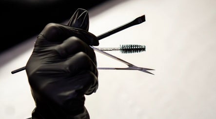 Outils de beauté pro à L’atelier By Victoria, Bron, Auvergne-rhône-alpes, FR. Excellence en soins esthétiques.