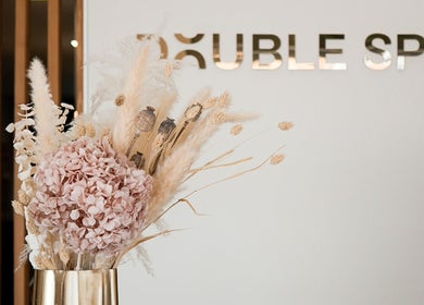 Elegant floral arrangement at Double Space, Lisboa, Lisboa, PT highlighting the venue's serene ambiance.