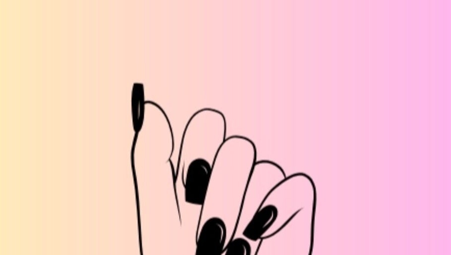Diseño elegante de uñas negras en Gloss & Glam nail studio, CW.