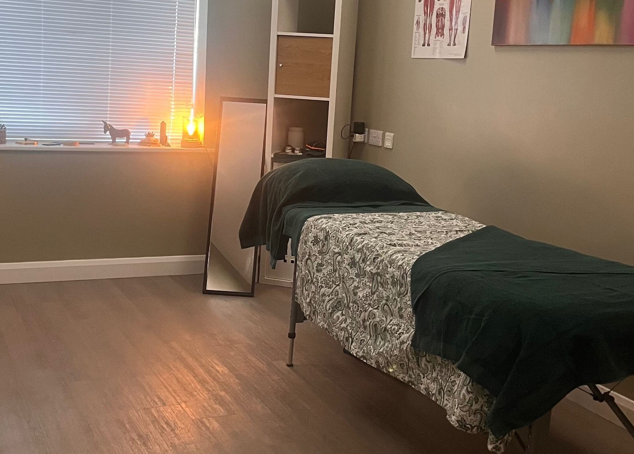 Calm therapy room at Lindsey Graham Physio & Holistics, Chester-le-Street, England, GB, with cozy treatment bed.