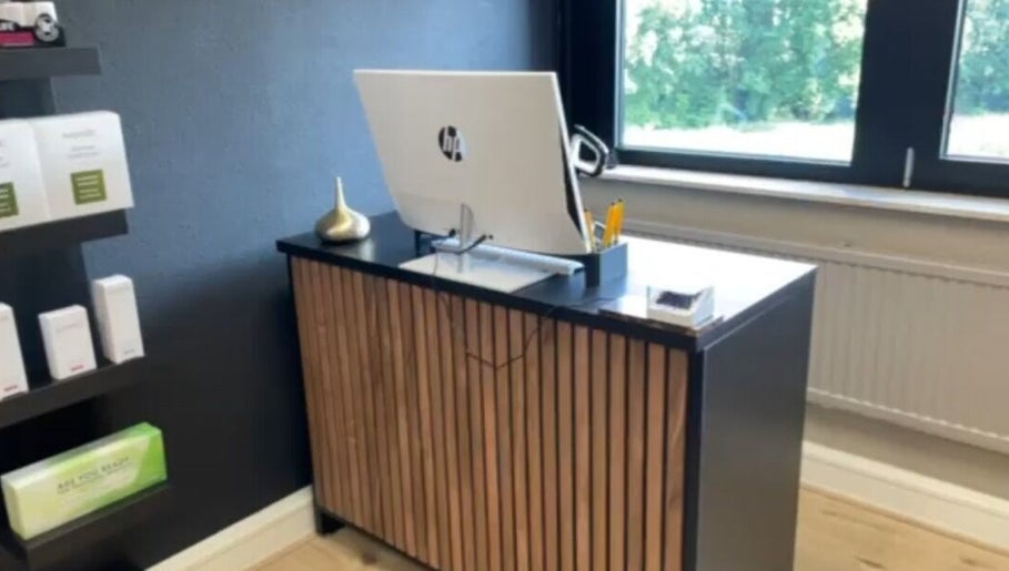 Stijlvolle werkplek bij BDM Aesthetics - Body, Derm & Mind in Deventer, Overijssel, NL.