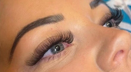 Close-up of expertly applied eyelash extensions at Lashedbymoniqueamelia, Hucknall, England, GB.