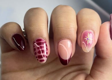Diseños de uñas artísticos en Isabellasnailpty, Panamá, Provincia De Panamá, PA.