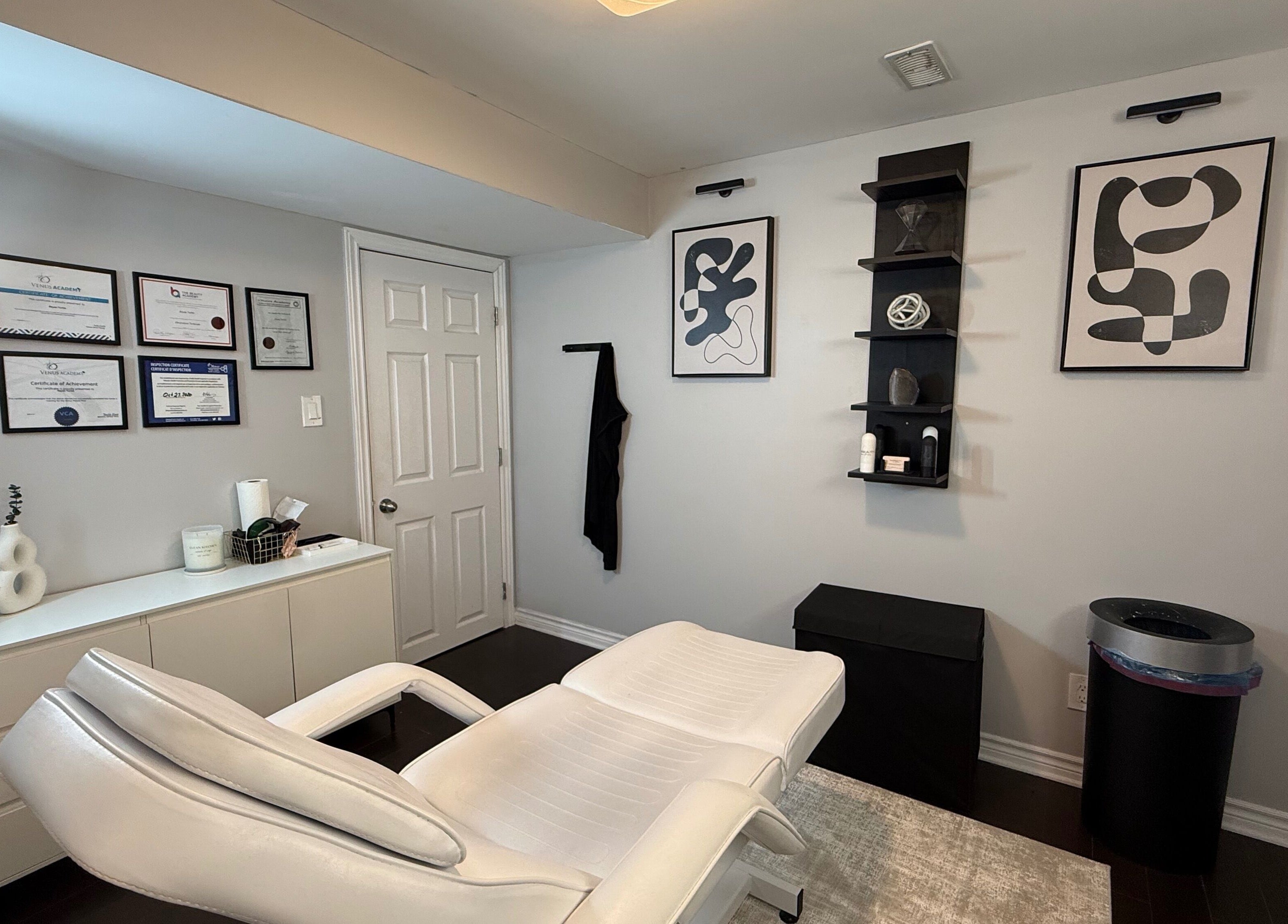 Elegant treatment room at RayanBeautyy - Ottawa offering comfort and style in Ottawa, Ontario, CA.