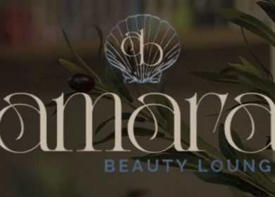 Logo de Amara Beauty Lounge rodeado de hojas verdes, Miami, Florida, US.