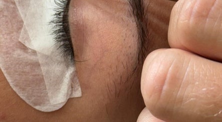 Eyebrow shaping at Leeanne Woodford Beauty With Love, Crawley, England, GB. Enhancing natural beauty.