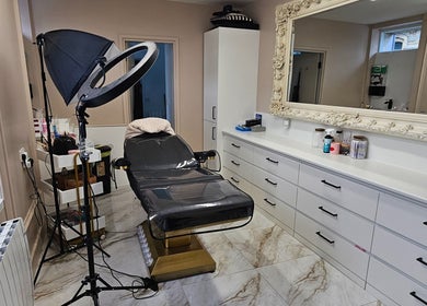 Luxury beauty room at Alana Fores Nails and Makeup, Shawforth, England, GB. Elegant mirror and modern furnishings.