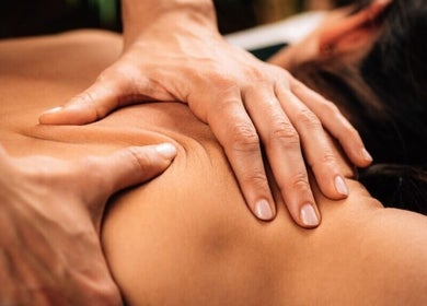 Ontspannende massagebehandeling bij Massage Meesage, Velp, Gelderland, NL. Ervaar ultieme rust en welzijn.