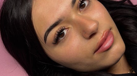 Close-up of lush eyelashes at Lashluxestudios, Vaughan, Ontario, CA, showcasing beauty services.