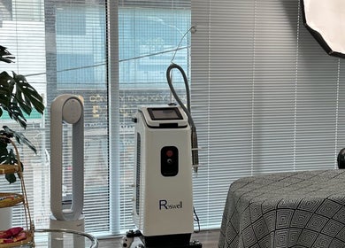Modern treatment room at yen beauty studio in Hồ Chí Minh, Hồ Chí Minh, VN, showcasing advanced equipment.