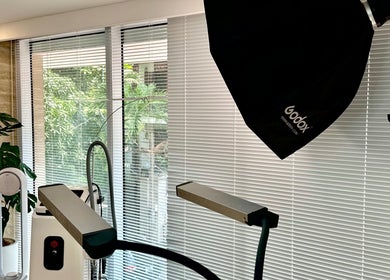 Modern interior with tech equipment at Yen Beauty Studio, Hồ Chí Minh, Hồ Chí Minh, VN.