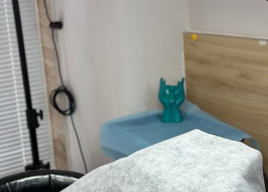 Calming aesthetic treatment area at Yen Beauty Studio, Hồ Chí Minh, Hồ Chí Minh, VN.