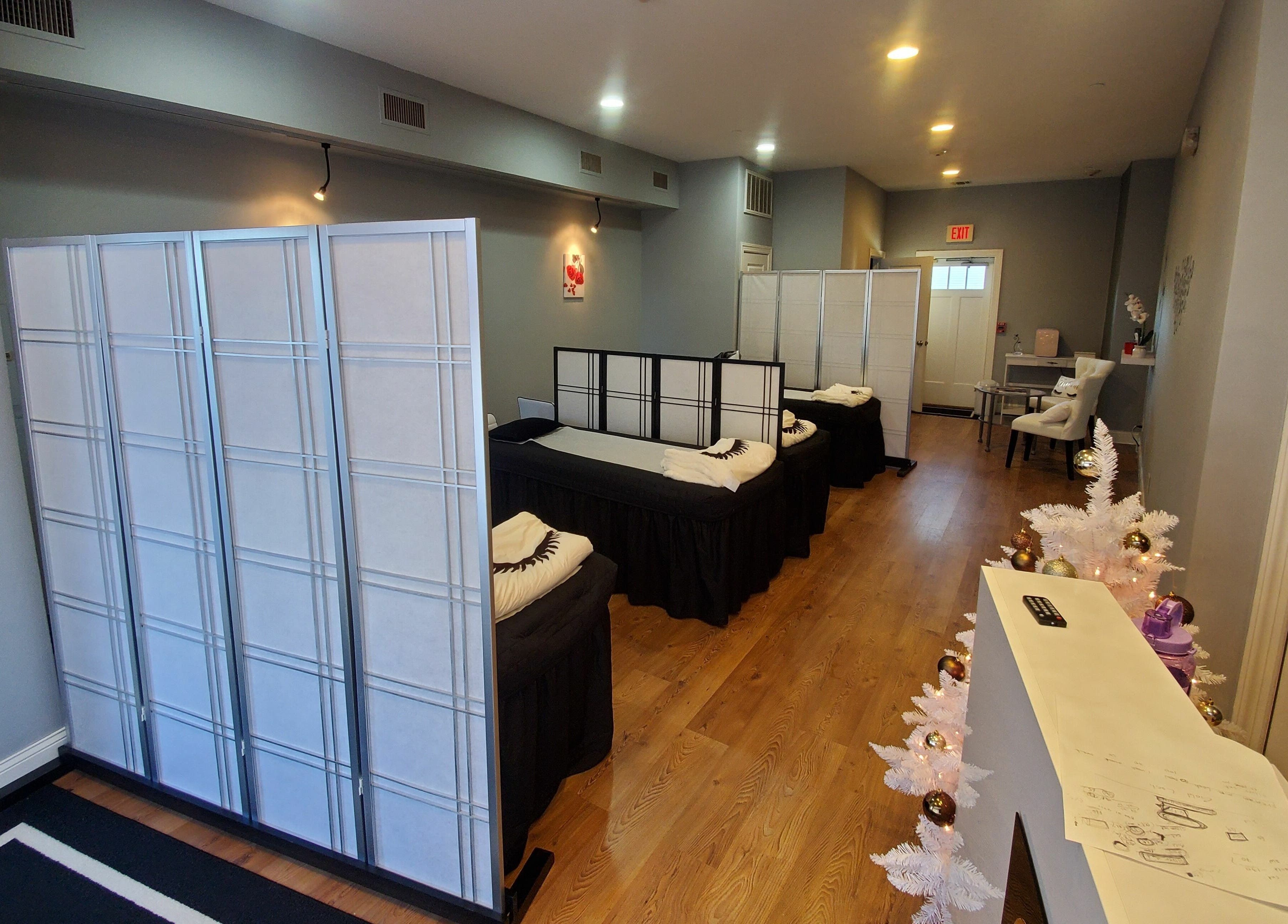 Relaxing treatment rooms at Gold Lash, Syosset, New York, US, offering serene beauty and wellness services.
