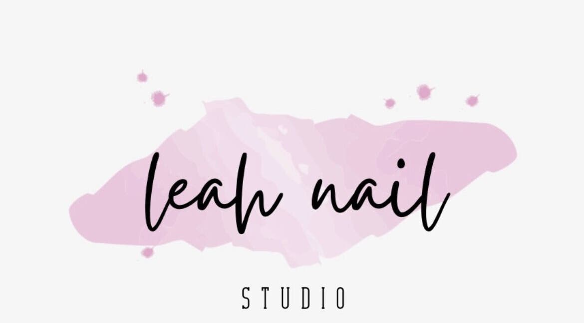 Leah Nail Studio logo with watercolor background in Kirkland, Washington, US.