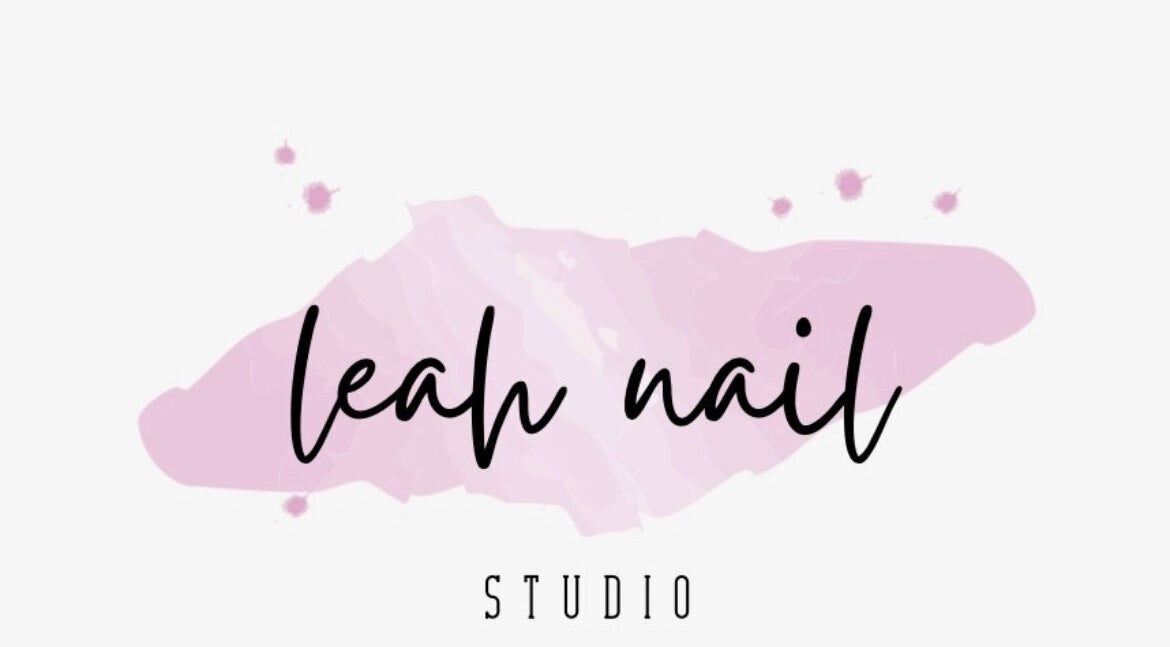 Leah Nail Studio logo with watercolor background in Kirkland, Washington, US.