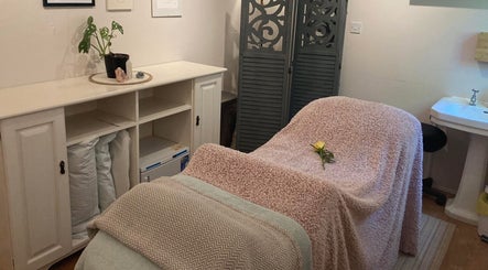 Relaxing massage bed setup at The Reflexology Cove - Danielle Lamb in Redruth, England, GB.