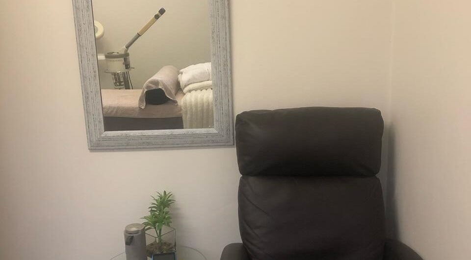 Relaxing chair and decor at Vuyo's Sanctuary, Sandton, Gauteng, ZA offering a serene wellness experience.