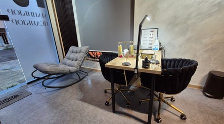 Уютен салон за маникюр в Dionessа, София, Област София, BG.