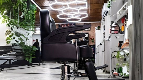 Camilo Bello Peluquería, Barbería & Spa