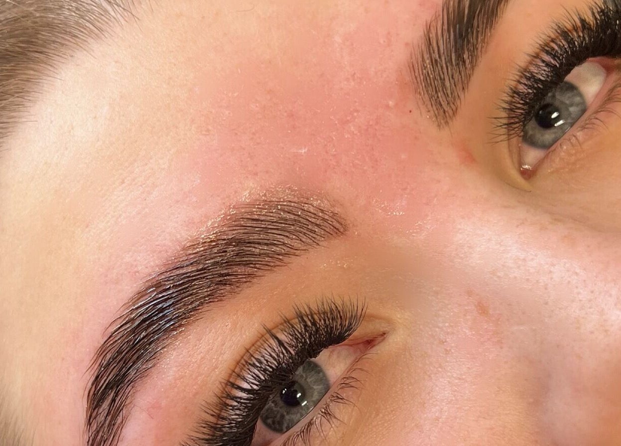 Close-up of expertly shaped eyebrows and lush lashes at beauty_withalix, Douglas, Douglas, IM.