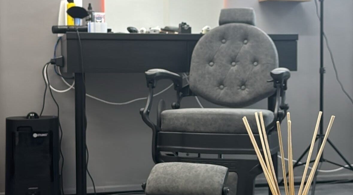 Салонен стол в 'Атмосфера 2000 ЕООД', София, София-град, BG, съчетаващ комфорт и стил.