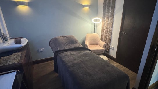 Serenity Beauty & Massage