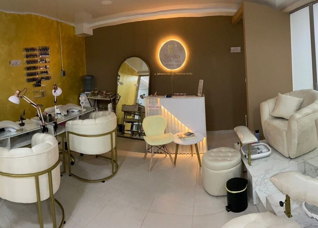 Área de tratamiento elegante en Bonita club spa, ubicada en Marinilla, Antioquia, CO.