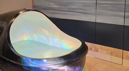 Relaxing float pod at Dharma River ZenFloat Spa, Daphne, Alabama, US for ultimate relaxation and wellness.