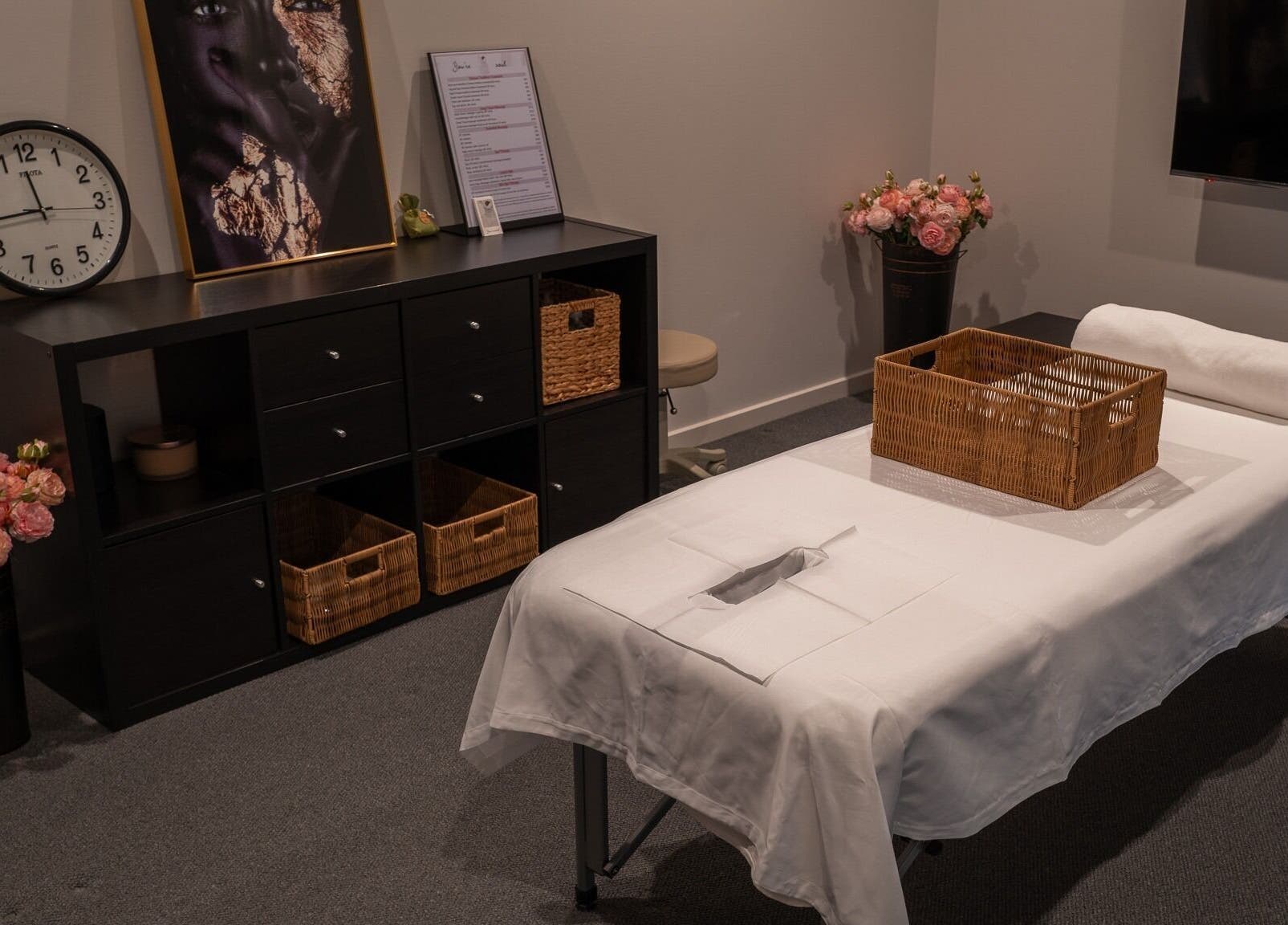 Calm treatment room at Youre Soul, Thornlands, Queensland, AU with a massage table and elegant decor.