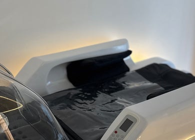 Equipo de spa moderno en AURÉE Head Spa Capilar, Monterrey, Nuevo León, MX, ideal para tratamientos capilares.