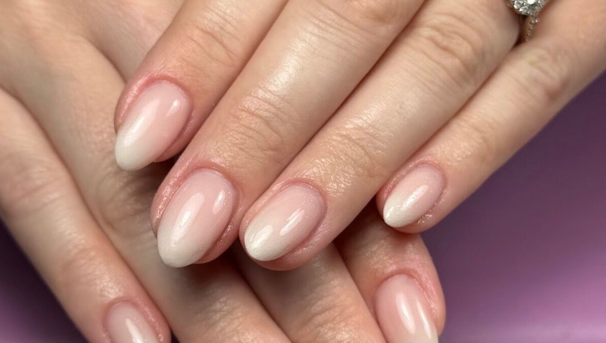 Stylish manicured nails at Ppsu Nails & Lashes Studio, Winnipeg, Manitoba, CA with a soft natural finish.