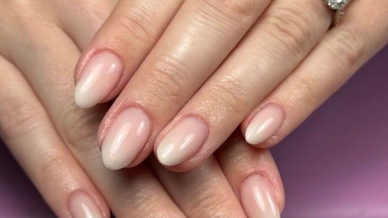 Ppsu Nails & Lashes Studio