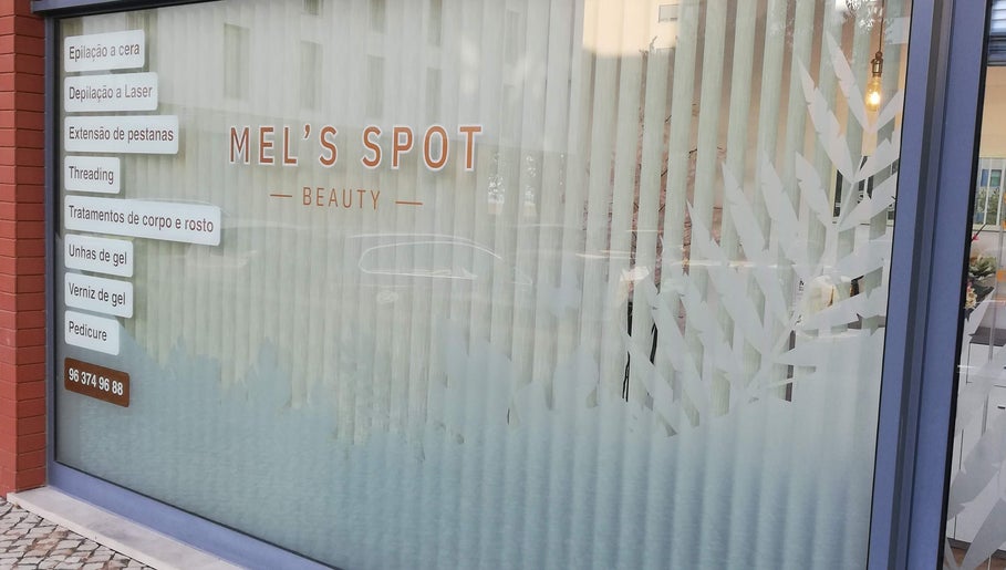 Mel's Beauty Spot slika 1
