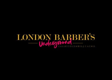 Logotipo de London Barber’s en Tijuana, Baja California, MX, resalta en fondo negro.
