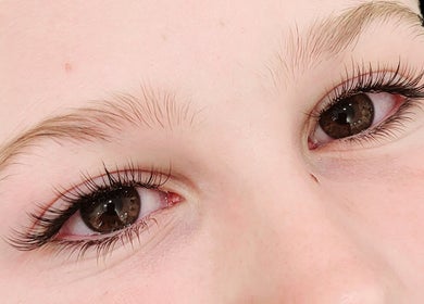 Close-up of expertly applied eyelash extensions at Miss Volume, Rose Bay, New South Wales, AU.
