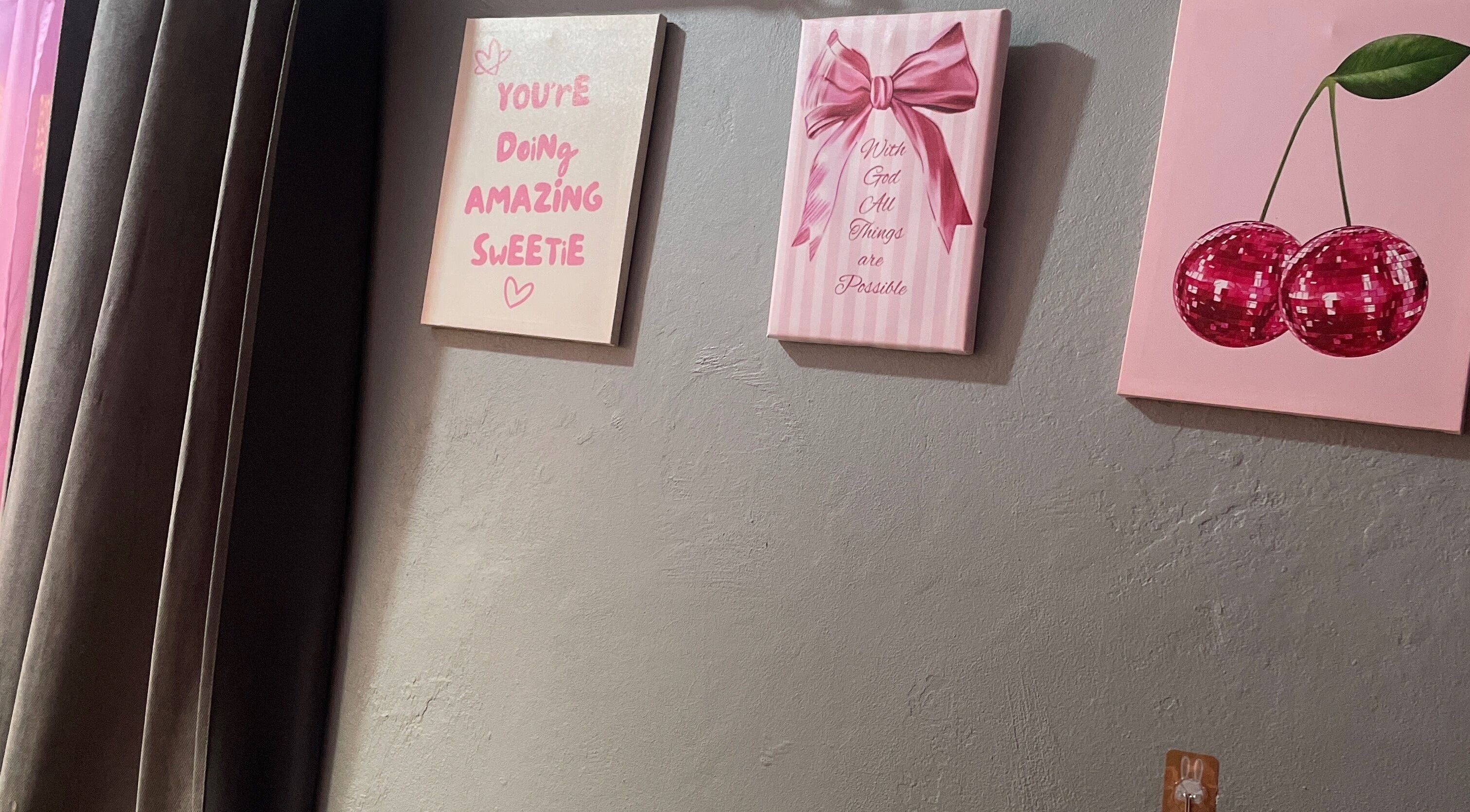 Stylish wall art at Shanthenailslayer, Montego Bay, St. James Parish, JM adds charm to the beauty venue.