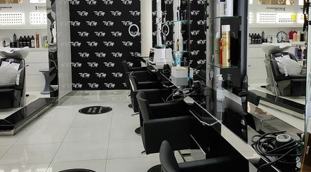 Tip Top by Mounir Hair Beauty Salon