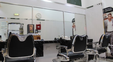 Tip Top Star Gents Salon