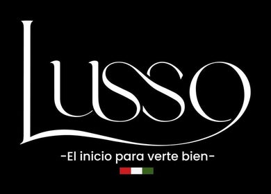 Logotipo elegante de Lusso en La Paz, Departamento De La Paz, BO con lema inspirador.