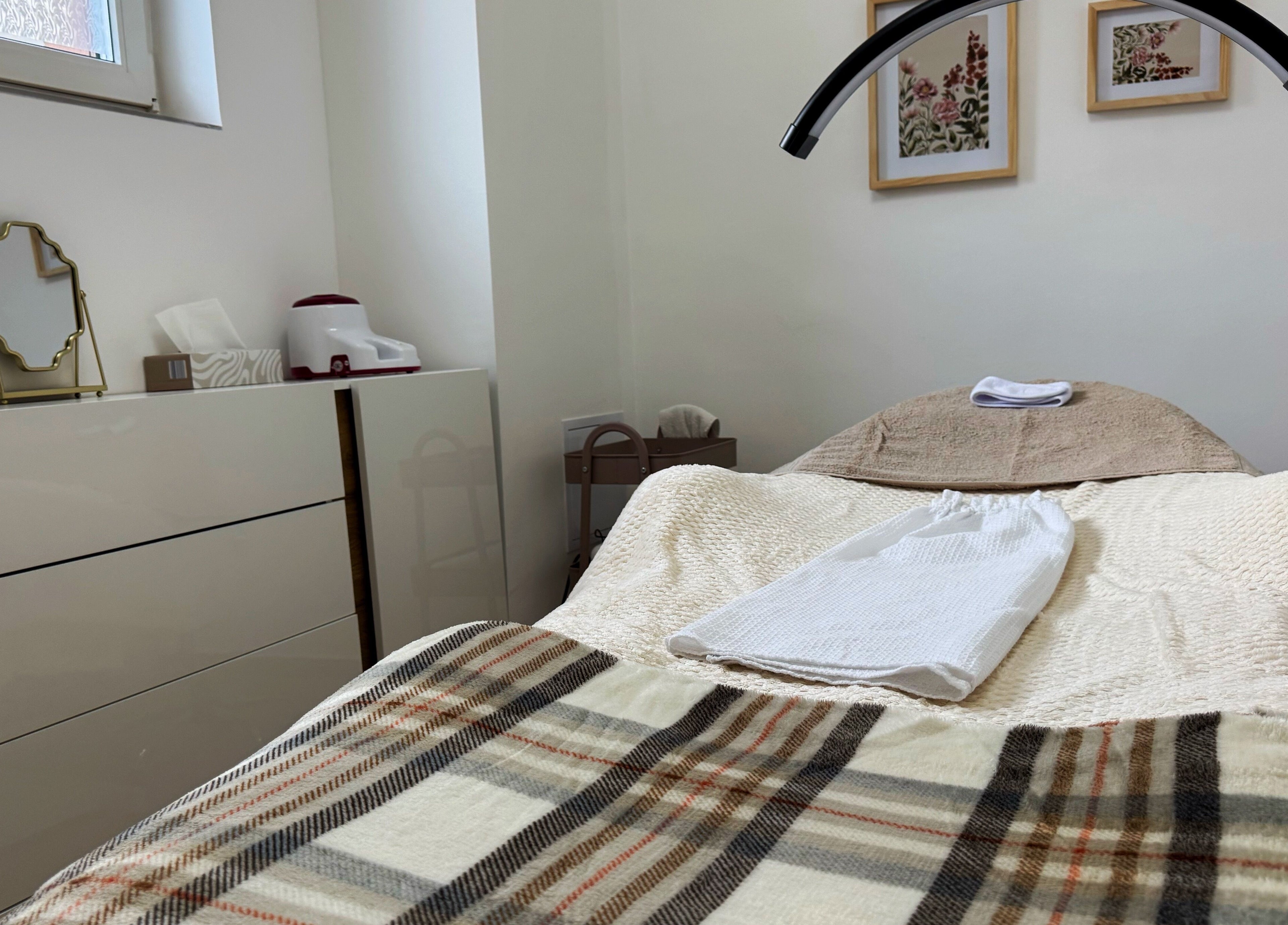 Nyugodt kezelőszoba a Sofié-ban, Budapest, Magyar, HU. Modern berendezés és kellemes hangulat várja a vendégeket.